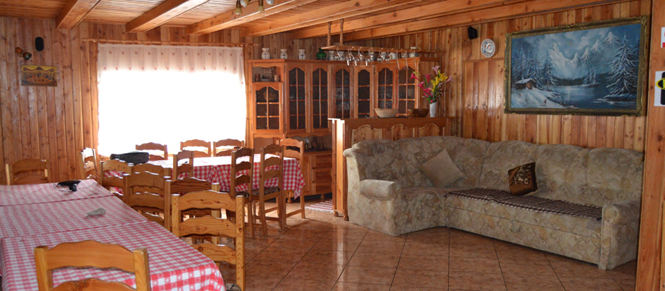 Living Cabana Nuta 2 stele